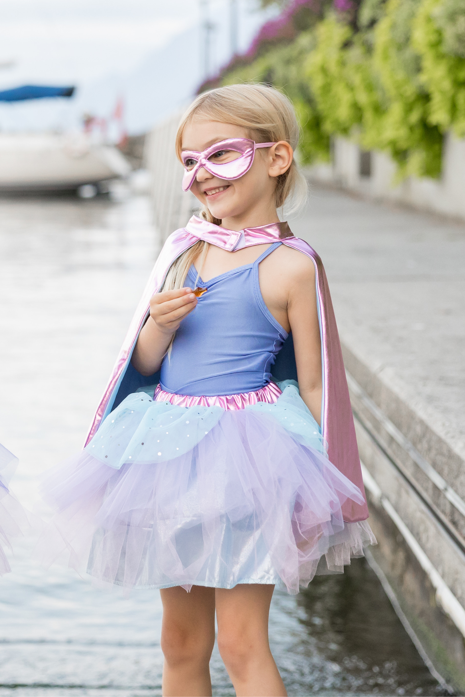 Set de super-héroïne, tutu/cape/masque, rose/bleu clair