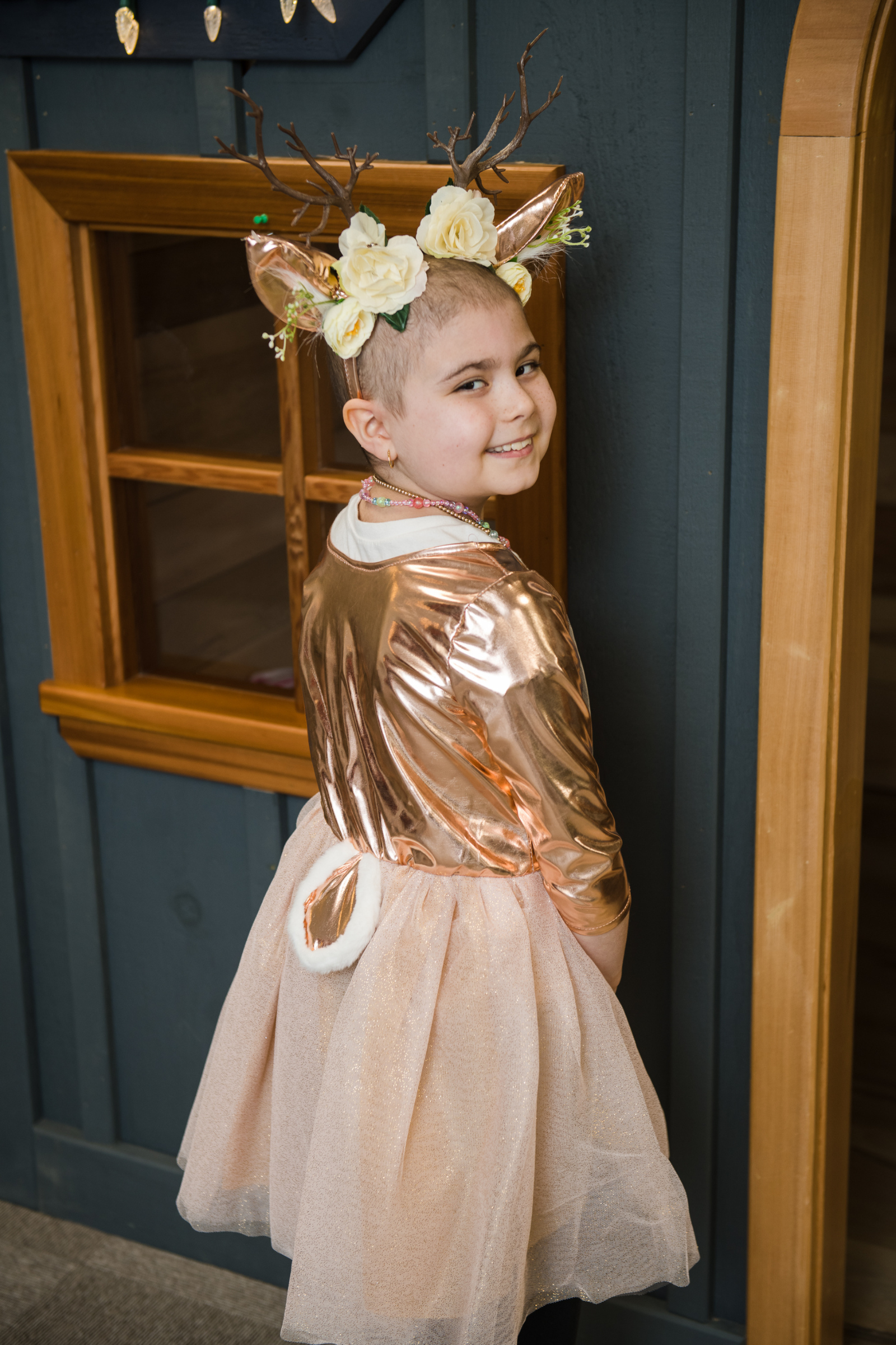 Robe de biche avec coiffe