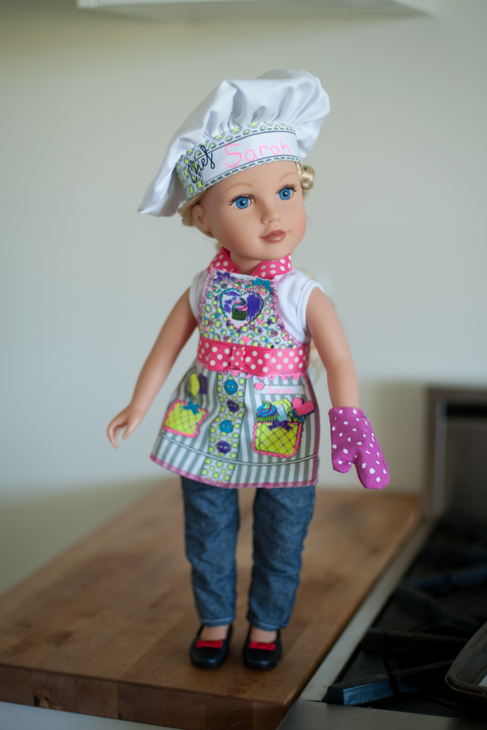 Colour-A-Chef Doll Set