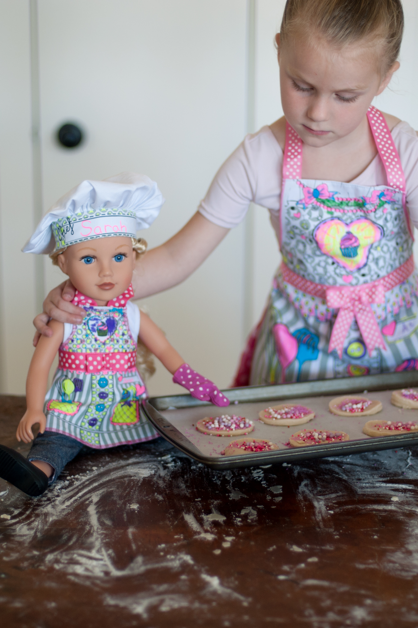 Colour-A-Chef Doll Set