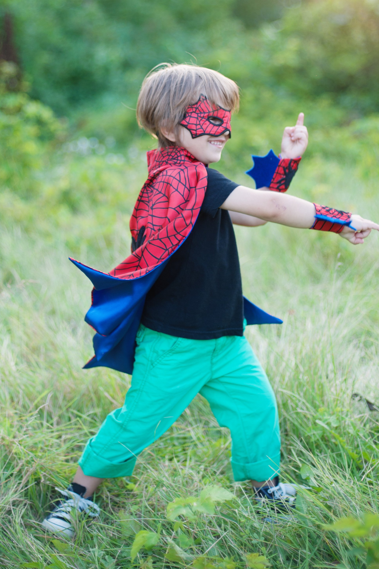 Spider Cape Set with Mask and Cuffs