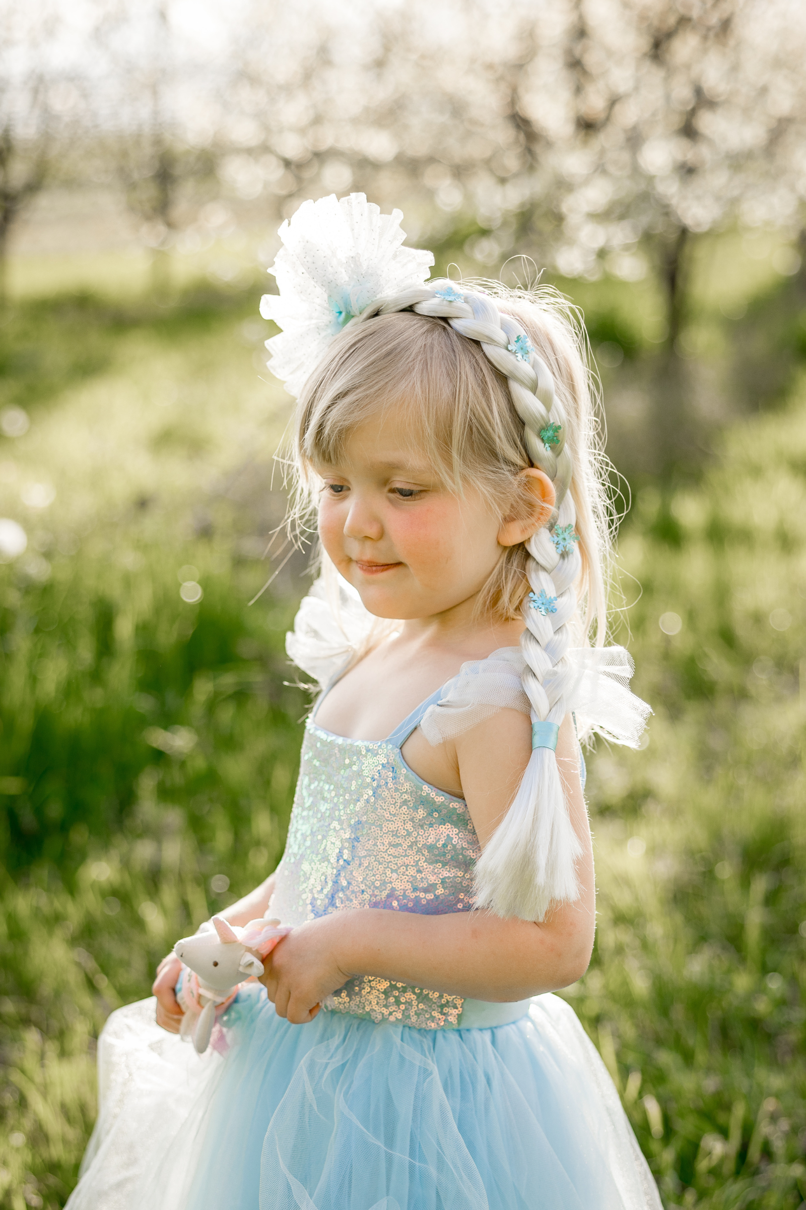 Tiare de la reine des neiges avec tresse