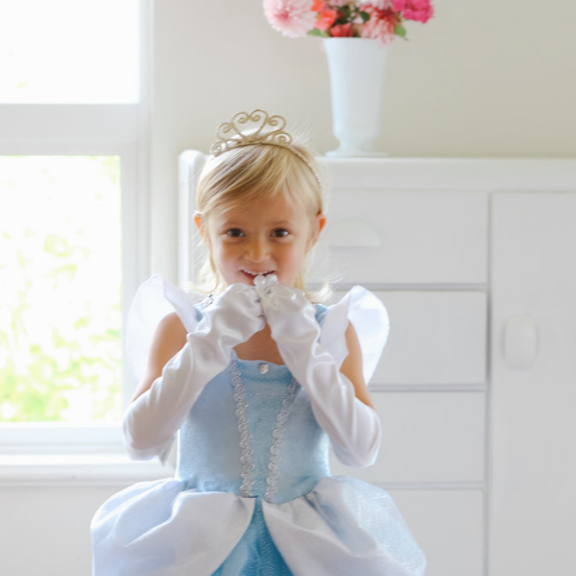 Costume Feature: Izabella in our Snow White Tea Dress