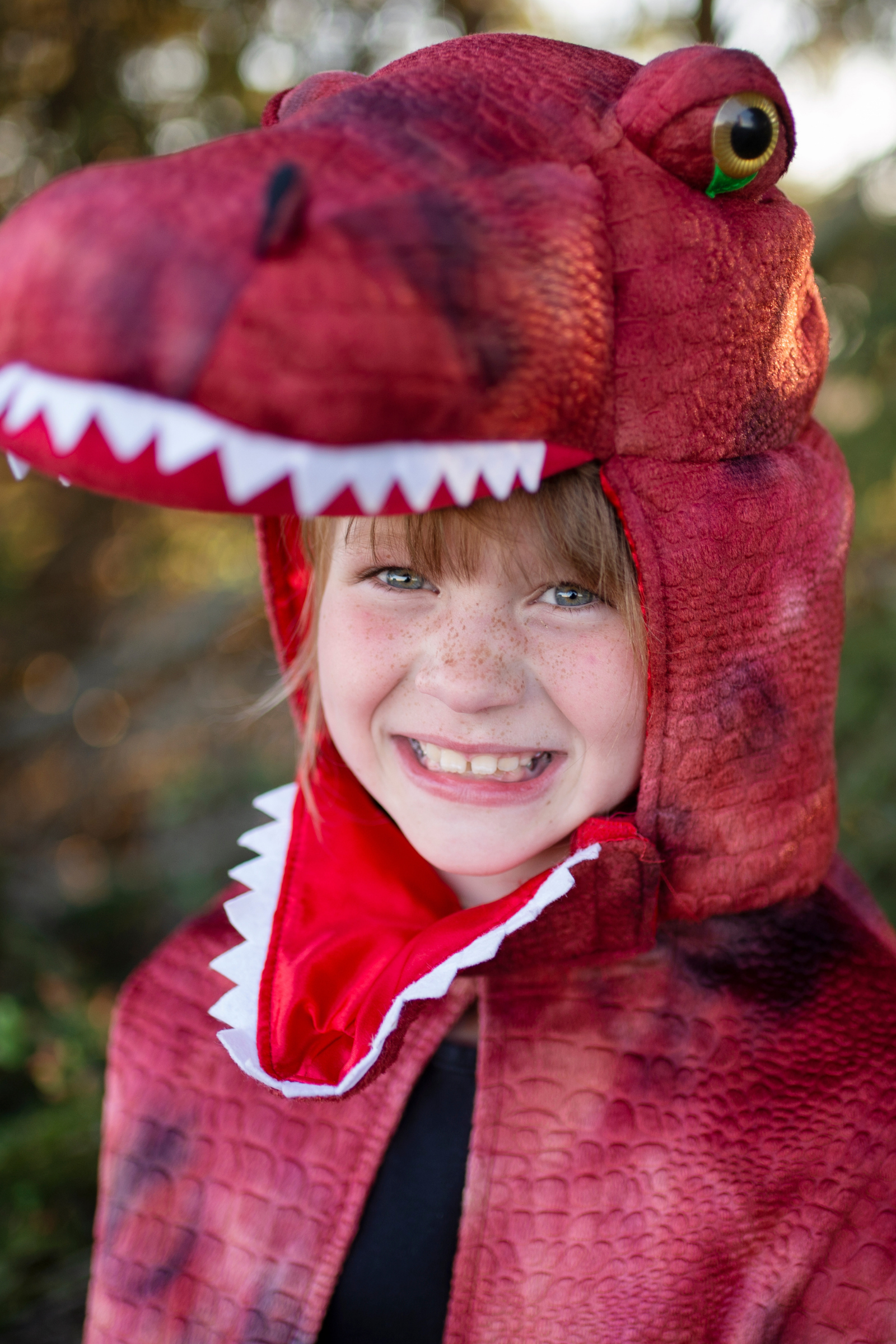 Red & Black Grandasaurus T-Rex Cape with Claws