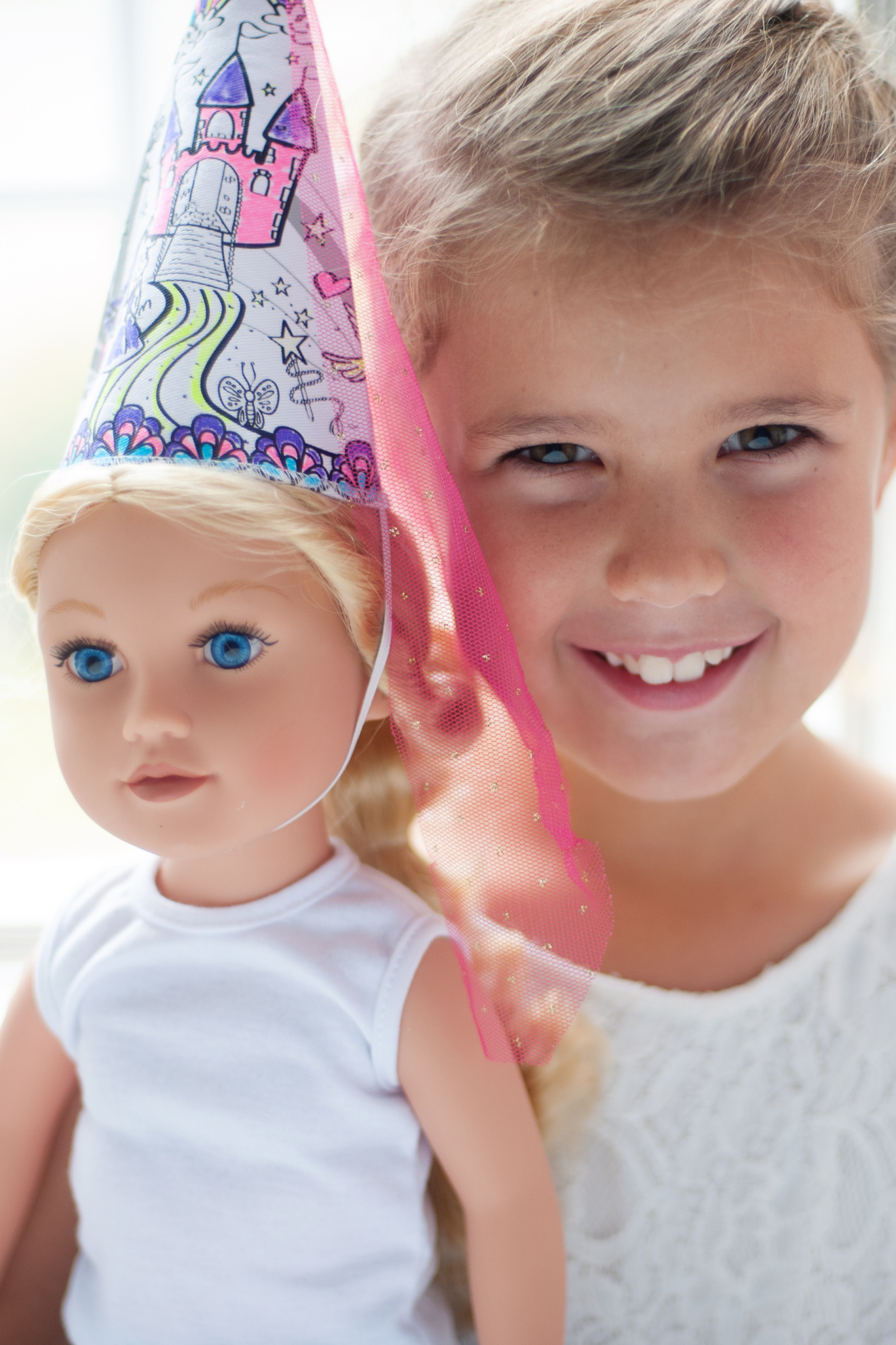 Colour-A-Princess Doll Cape/Hat